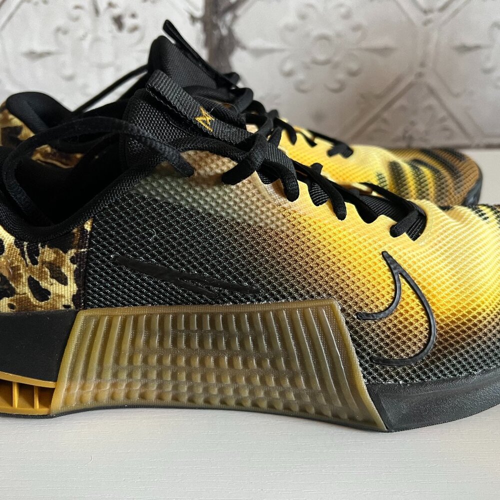 Nike Metcon Men's Size 11.5 Athletic Sneakers Gym Shoes – Black/Gold